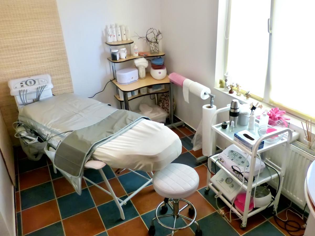Perlyna Podillyа Hotel Szatanyiv Kültér fotó